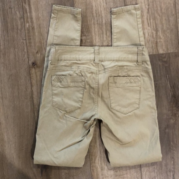 NWOT! - COVER GIRL Skinny Fit Jean Style Pants w/Stretch - Picture 6 of 10